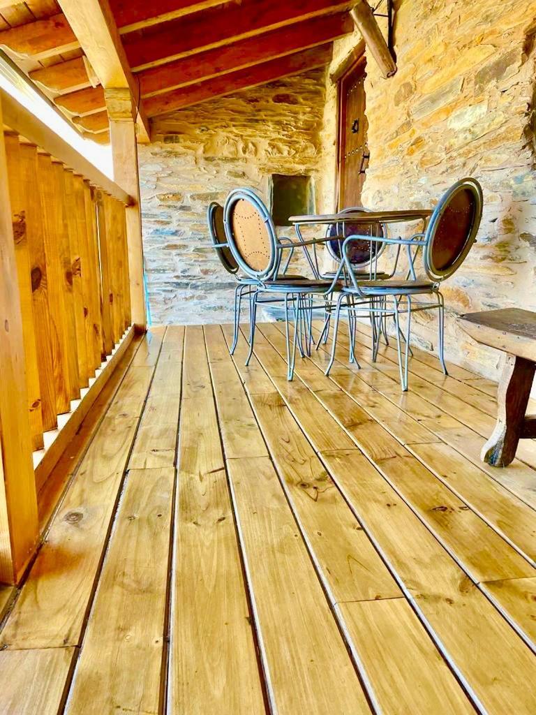 Casa Rural Bierzo Encantado Valle de Finolledo Eksteriør bilde