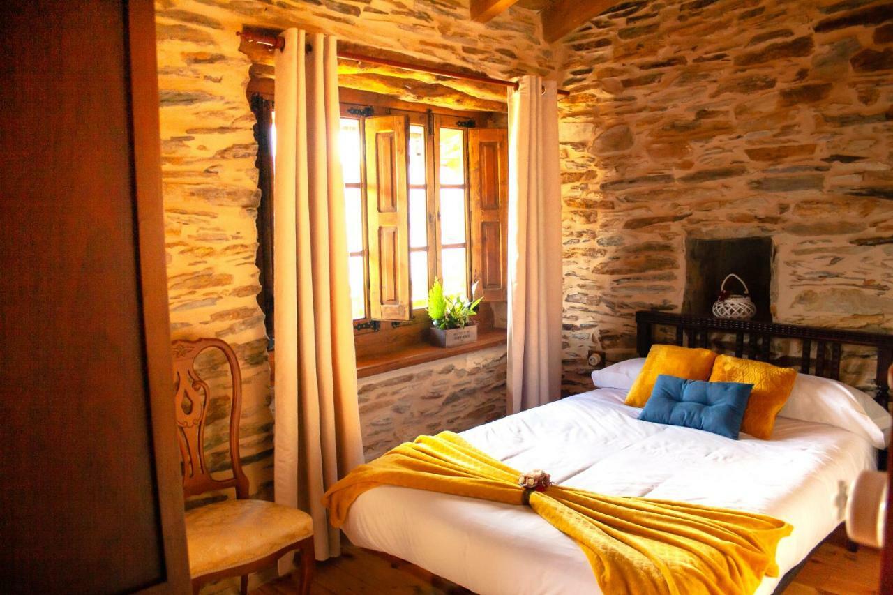 Casa Rural Bierzo Encantado Valle de Finolledo Eksteriør bilde