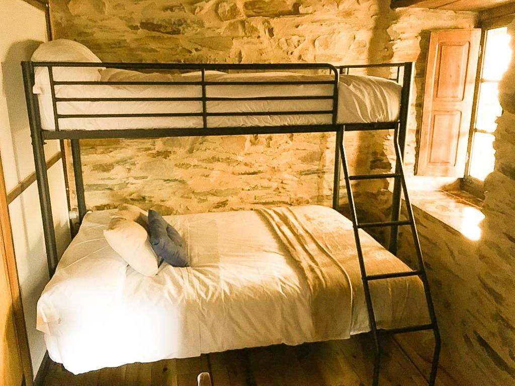 Casa Rural Bierzo Encantado Valle de Finolledo Eksteriør bilde