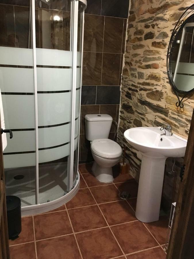 Casa Rural Bierzo Encantado Valle de Finolledo Eksteriør bilde