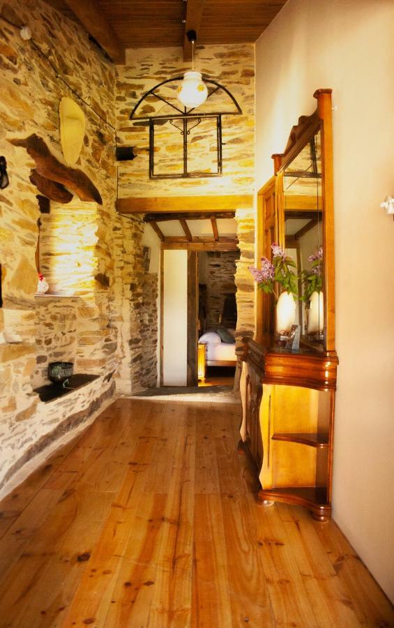 Casa Rural Bierzo Encantado Valle de Finolledo Eksteriør bilde